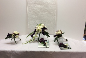 bouquet  de mariage rose blanches freezia,orchides lys callas bourgones ,wax flower