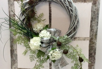 couronne gris dlav,hydrang blanc ,chic