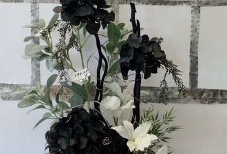 vase chrome,hydrang noir,orchide, salix noir